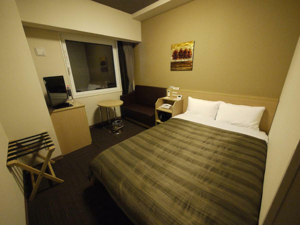 Hotel Route-Inn Tomakomai Ekimae Exteriör bild